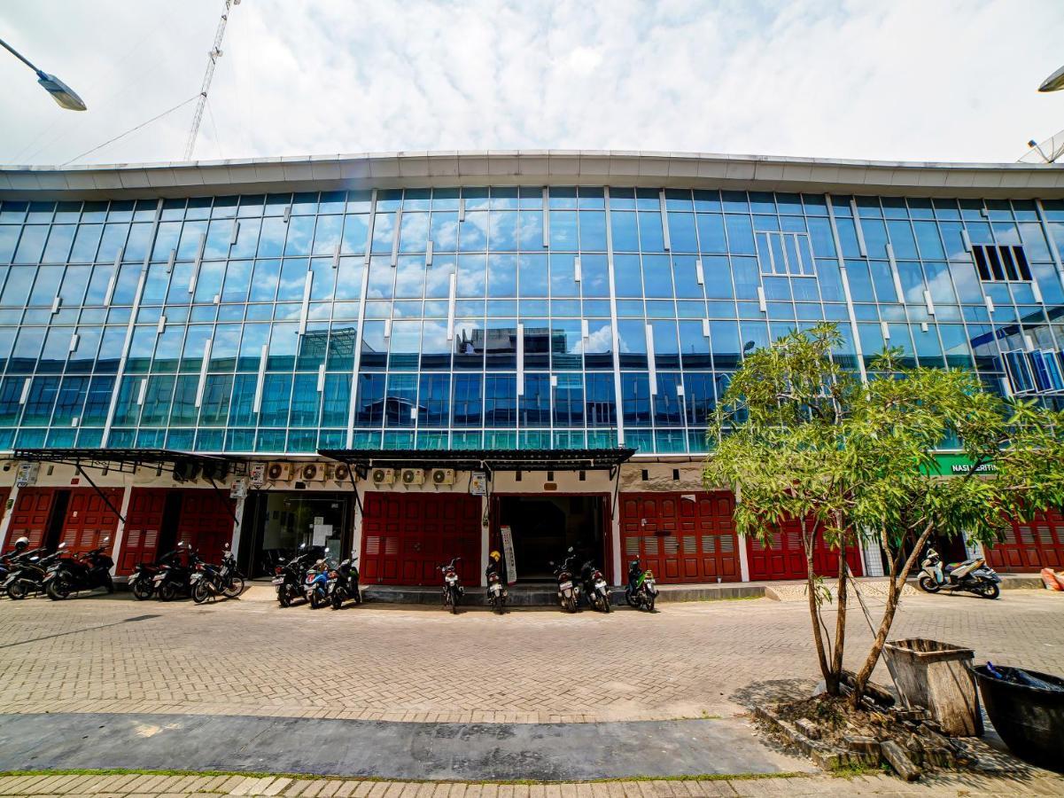 Oyo 91211 Mega Comfort Guest House Medan Zewnętrze zdjęcie