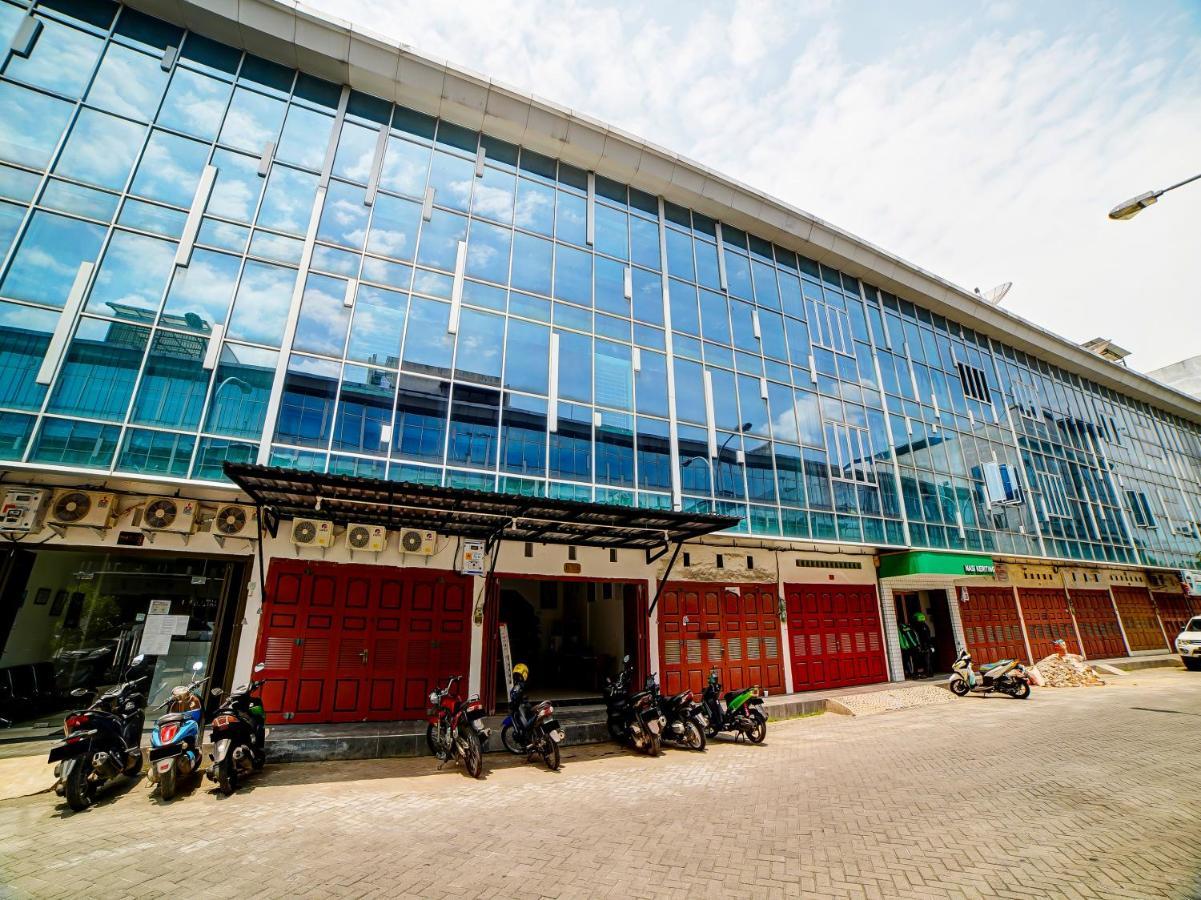 Oyo 91211 Mega Comfort Guest House Medan Zewnętrze zdjęcie