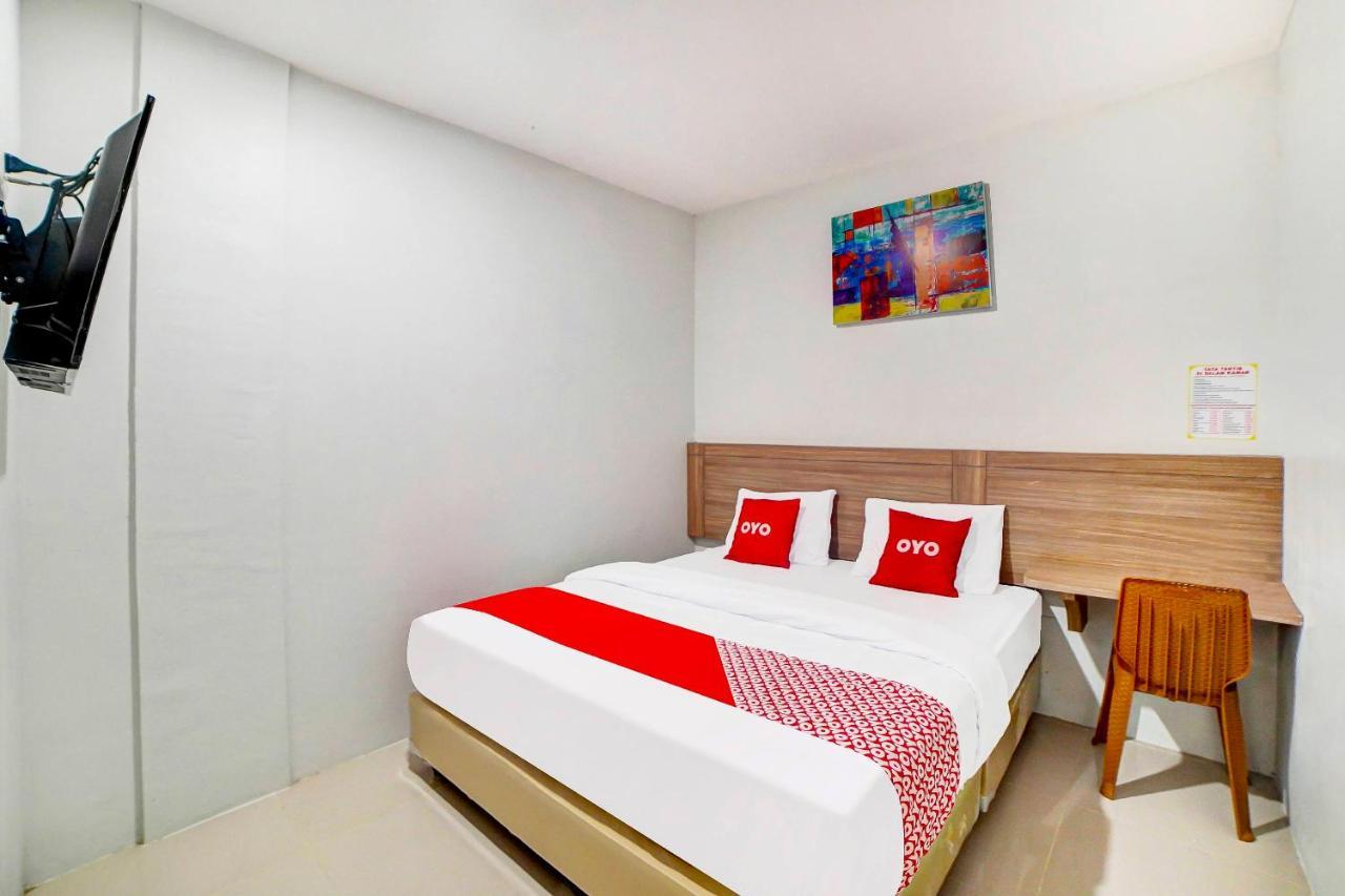 Oyo 91211 Mega Comfort Guest House Medan Zewnętrze zdjęcie